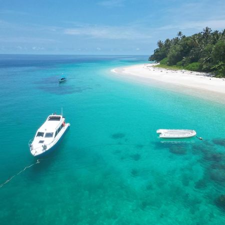 Pinang Island - Private Island Sea View Bungalows Singkil  Exterior foto