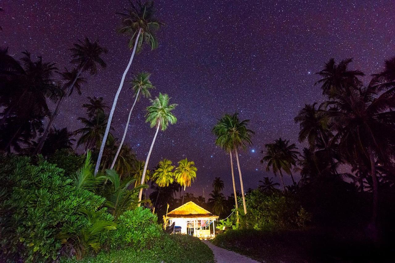 Pinang Island - Private Island Sea View Bungalows Singkil  Exterior foto