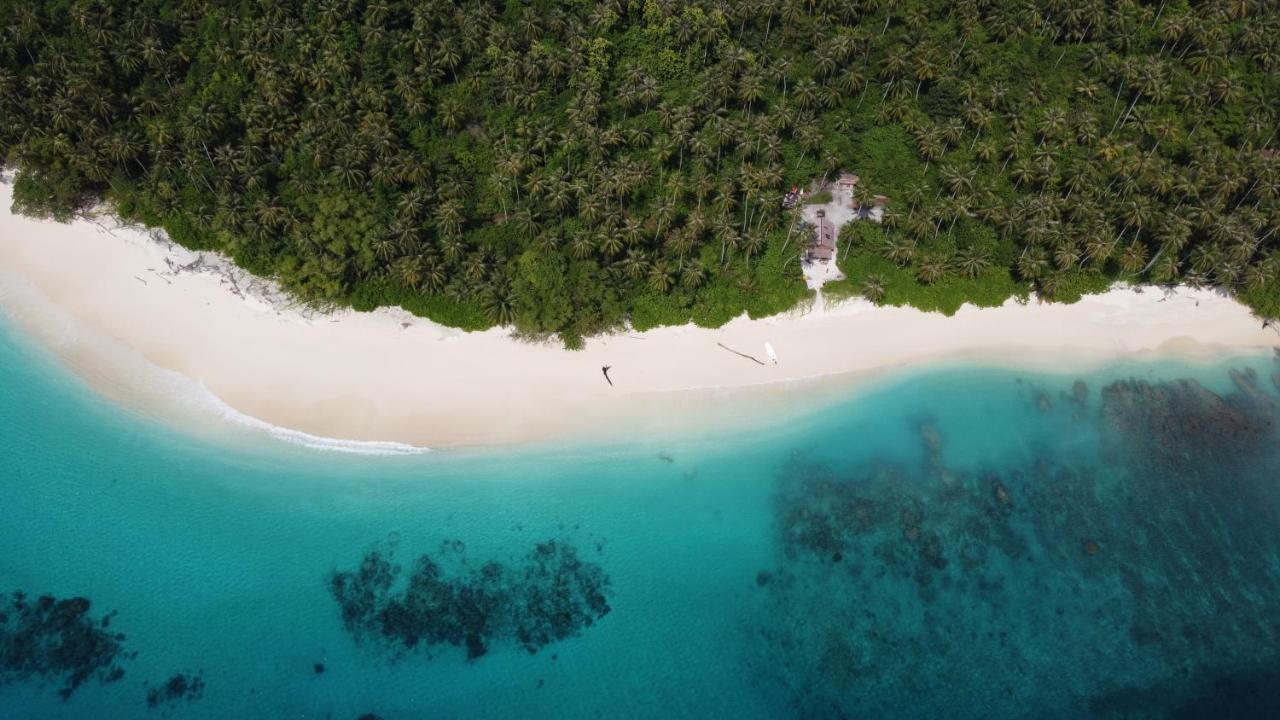 Pinang Island - Private Island Sea View Bungalows Singkil  Exterior foto