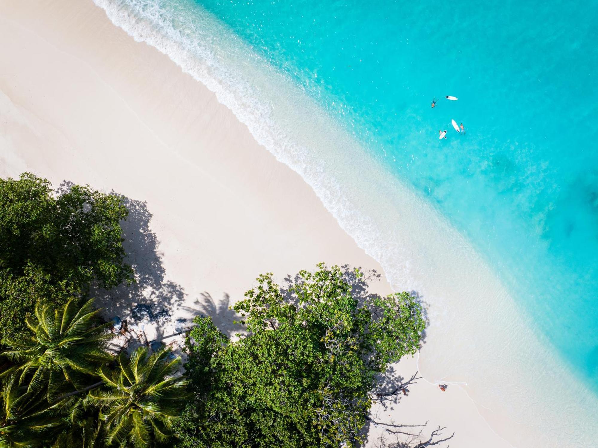 Pinang Island - Private Island Sea View Bungalows Singkil  Exterior foto