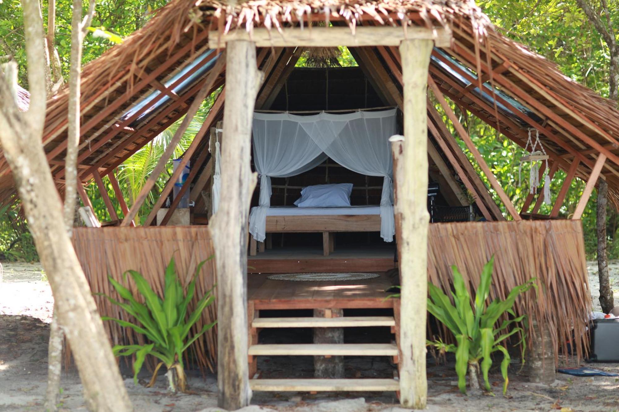 Pinang Island - Private Island Sea View Bungalows Singkil  Exterior foto