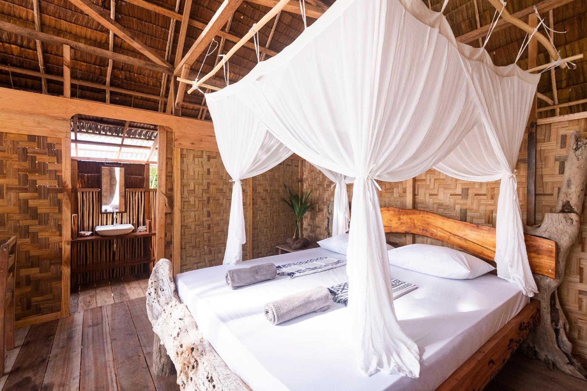 Pinang Island - Private Island Sea View Bungalows Singkil  Exterior foto